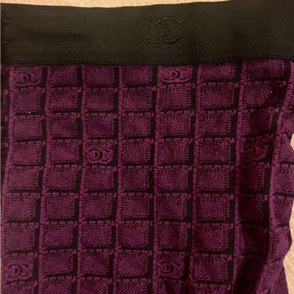 Chanel Fancy Jacquard 3D Square Design Opaque Tights With Chanel Logos - Size 3